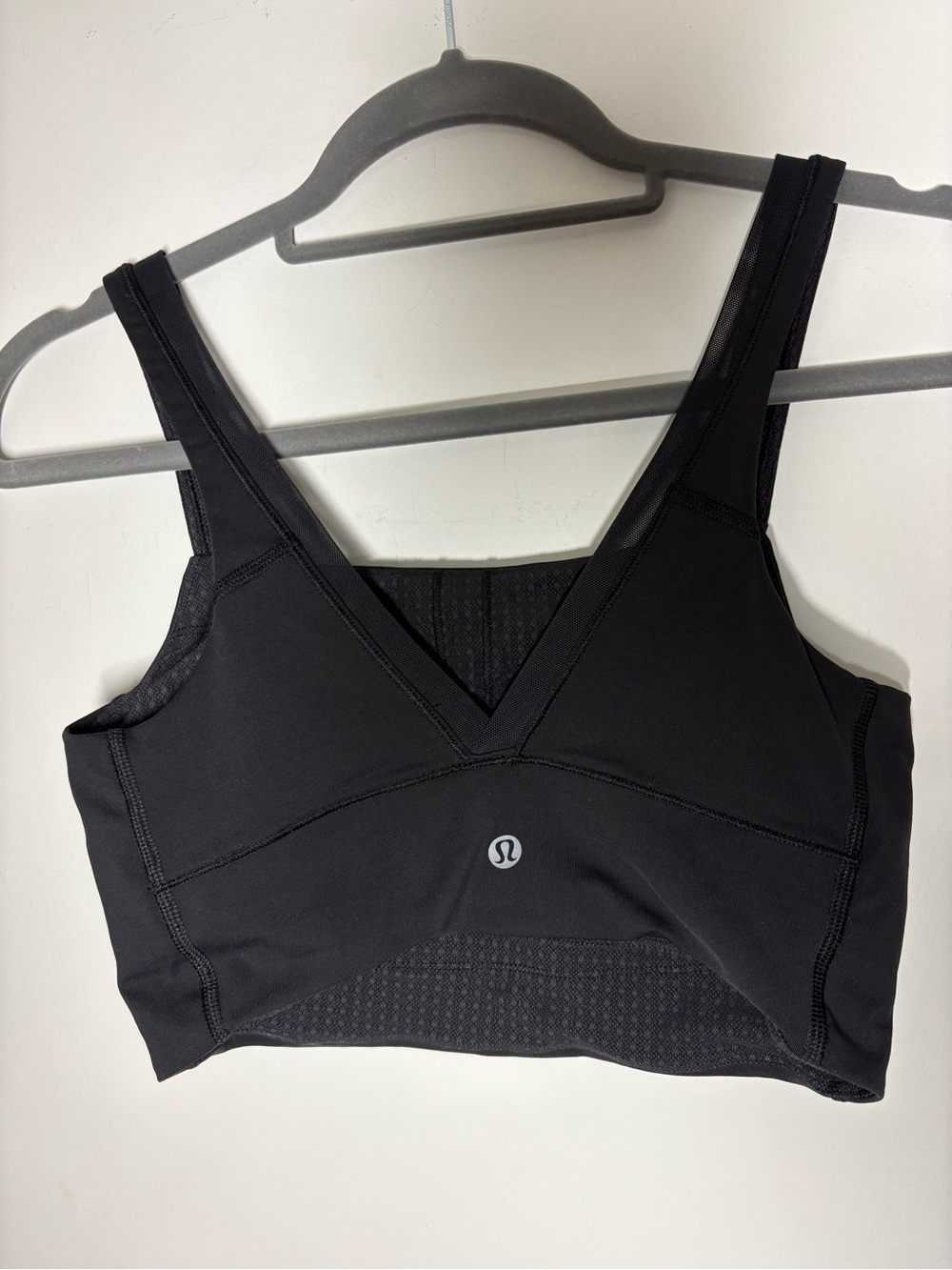 lululemon athletica featherlight luxtreme bra - Picture 3 of 12